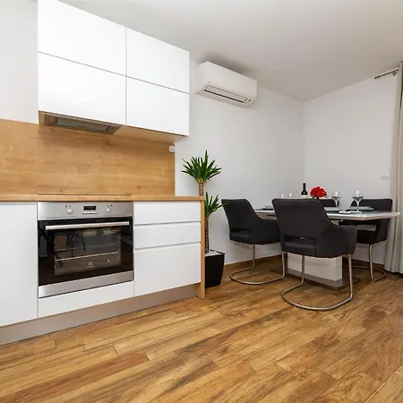 Siestar Apartment Rasopasno